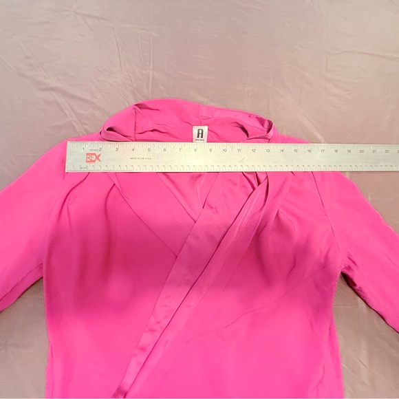 Amanda Uprichard Fuchsia Long Sleeve Drape Front Silk Blouse Size Small MSRP$198 - Picture 8 of 11